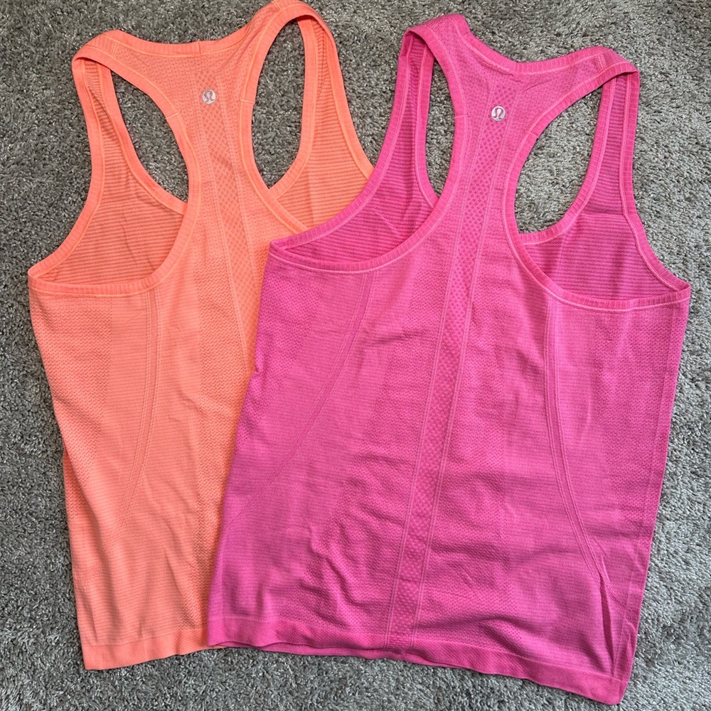 Set of 2 lululemon swiftly tech racerback tanks
